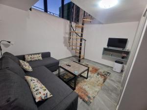 M&D Felix Suites
