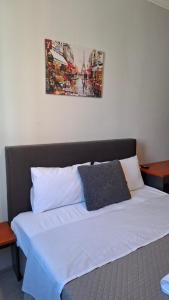 Aiolou street rooms & apartments#