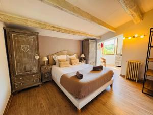 Maisons de vacances Mas des Anges - Bastide de 5 chambres avec piscine : photos des chambres