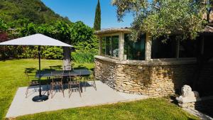 Maisons de vacances Mas des Anges - Bastide de 5 chambres avec piscine : photos des chambres