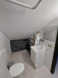 Villa con giardino sul lungomare