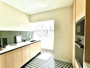 Charming and peaceful apartment, Cascais center