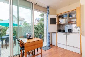 Hotels Hotel Belle Vue Royan : photos des chambres
