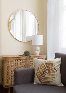 Stylish Carnaby Soho 1BR Apartment with AC