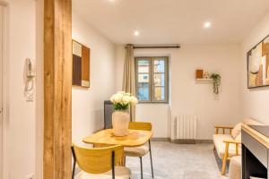 Appartements Le Bois Dore - Cosy - Sainte-Foy-Les-Lyon : photos des chambres