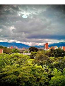 Ac Corner, at nice 5 floor fast wifi