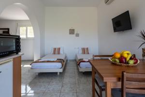 Sandy Steps Beachfront Apartments