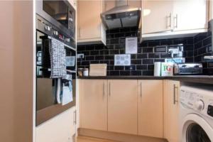 Portobello Rooms by PrimeCityHosts