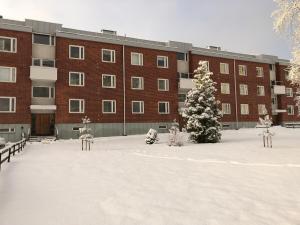 Quiet studio close to the mall and the metro