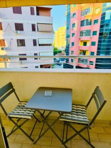 446 Black Suite Luxury