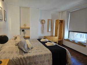 LUMINOSO ESTUDIO EN PISO 9 Confort y Seguridad en el Microcentro