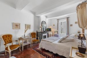 B&B / Chambres d'hotes L'ORANGERIE Chambres d'hotes de charme : photos des chambres