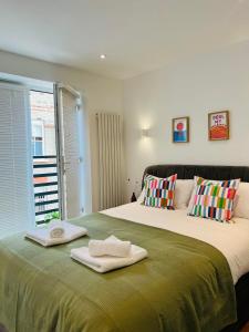 The Mews house in Muswell Hill with private parking