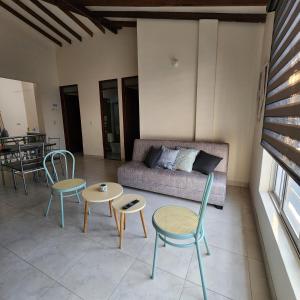 Altos de tambora, Apto Festón