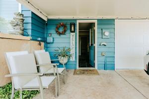 1400sf Cozy Retreat with Sound View, Garden & Privacy