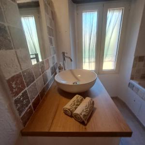 Maisons de vacances A Casuccia - Maison traditionnelle Corse avec piscine privee : photos des chambres