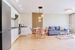 Cozy Apartment with Garden - Free Private Parking Gdańsk