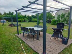 Maisons de vacances Les 2 maisons avec piscine : photos des chambres