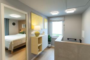 HOUSE 756 MAINZ - DESIGN-FERIENHAUS, 4 Schlafzimmer, 3 Bäder, SAUNA & Kamin & Outdoorküche