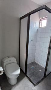 SUITE Clavel, AA, cocineta, baño privado, ubicació