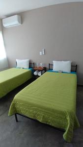 SUITE DALIA, AA, cocineta, baño privado, ubicación