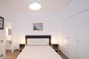 Tuscolana White Apartment