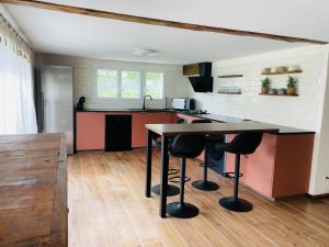 Maisons de vacances Gite de la Prairie de Thalamy 4 pers : Maison 2 Chambres