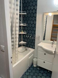 Appartements Gourette Euroneige Pied de piste - 6 personnes : photos des chambres