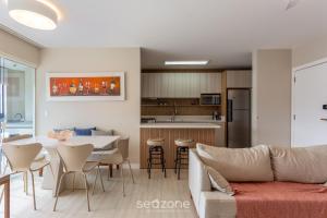 Apto Charmoso 500m da Praia em Jurerê RIV101