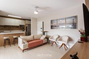 Apto Charmoso 500m da Praia em Jurerê RIV101