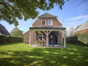 Farmhouse in Limburg with Sauna & Pool