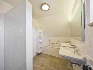 Farmhouse in Limburg near Maasplassen