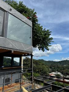 Apartamento rústico con terraza en Nuevo Cuscatlán