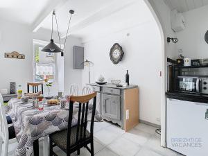 Maisons de vacances Maison Ty Gwen - Centre-ville avec jardin et proche de la plage : photos des chambres