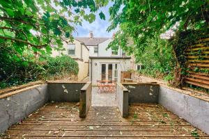 Long Stay Stylish 1BR Close to City Centre with Parking Netflix Garden