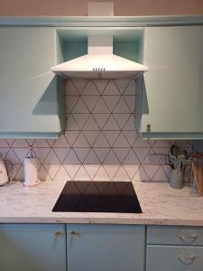 Bright & Cozy Home in Knocknacarra