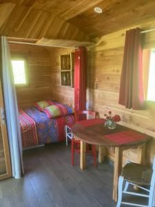 Campings La roulotte de la croix : photos des chambres