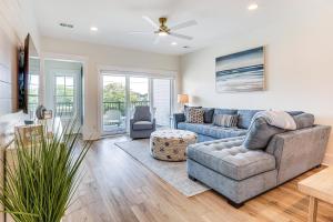 Fall Escape Warm Kure Beach Days and Quiet Shores - 4hvězdičkové hotely ve městě Carolina Beach