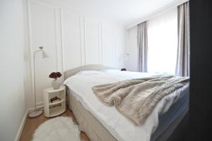 Signature Urban Studio with Garden & Private Garage