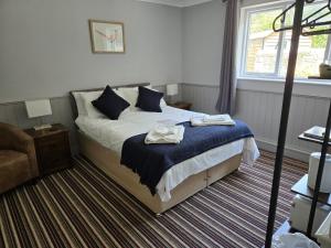 Large Double Room room in The Benett Arms