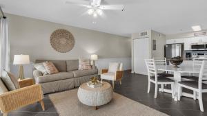 Commodores Retreat 106