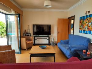 Seabreeze Villa Esposende -10 pax, piscina, praia a 100m