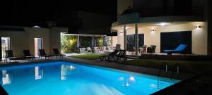 Seabreeze Villa Esposende -10 pax, piscina, praia a 100m