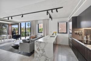 HAST3-1B Designer Loft in Bondi