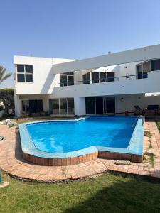 فيلا بالساحل