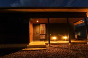 勝山四季の宿 清流亭 一棟貸で周囲500メートルに民家なし 全天候型バーベキュー場オープン