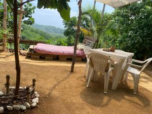 Hostal-Camping Bajo Las Estrellas