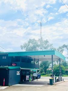 BP Mount Garnet Motel and Restaurant
