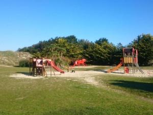 Maisons de vacances Holiday apartment with 3 bedrooms : photos des chambres