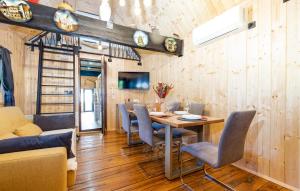 Nice Home In Brezane Lekenicke